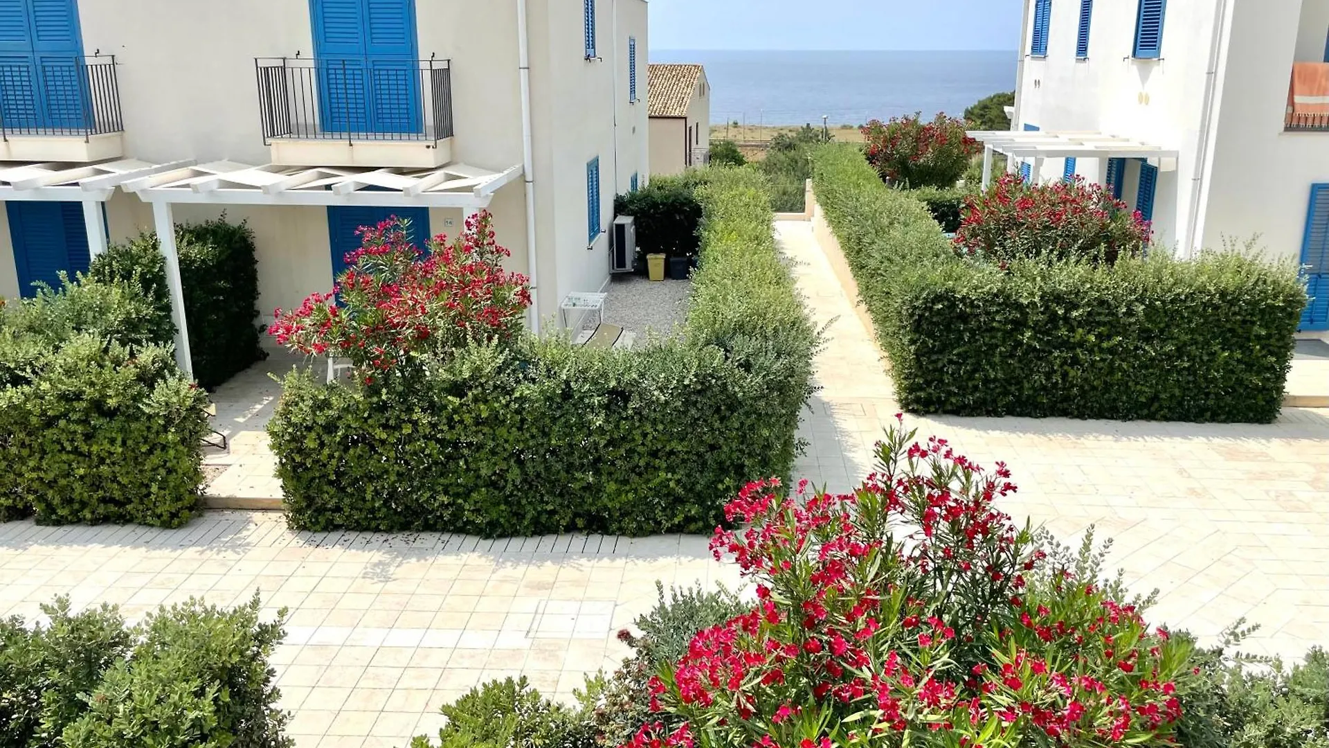 Panzió Cala Azzurra Macari Bed And Breakfast And Holidays House