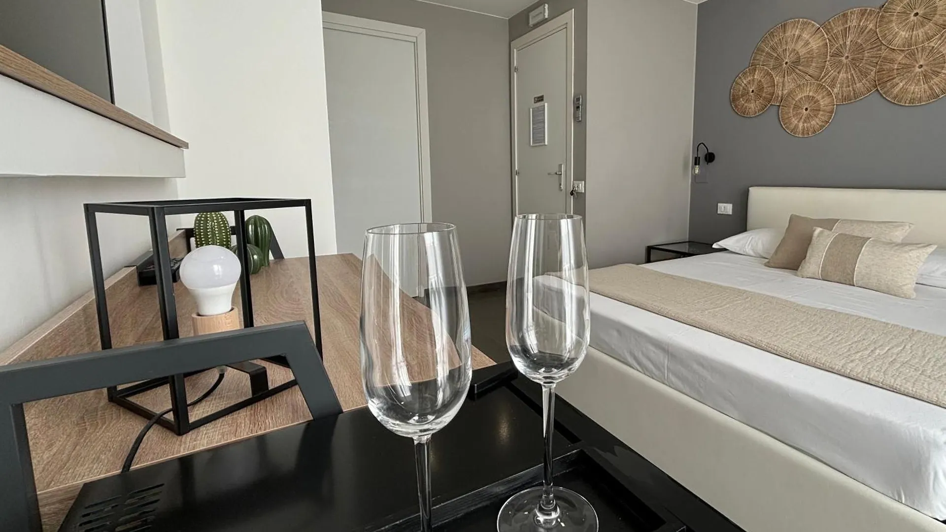 Cala Azzurra Macari Bed And Breakfast And Holidays House