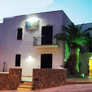 Torre Salina Bed & Breakfast