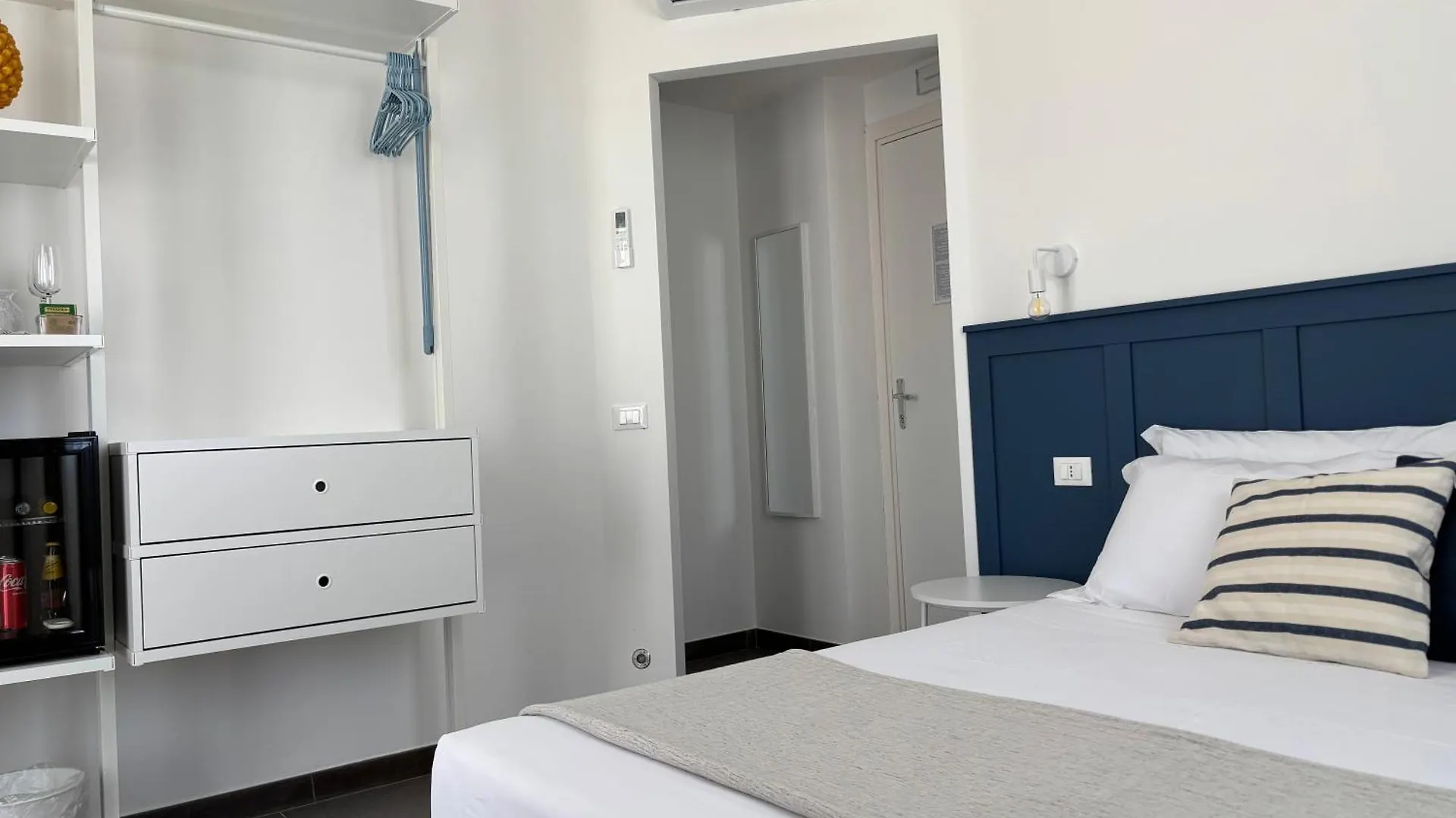 Bed & Breakfast Cala Azzurra Macari Bed And Breakfast And Holidays House